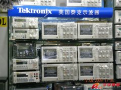 Tektronix TDS2002C 數(shù)字70 MHz示波器