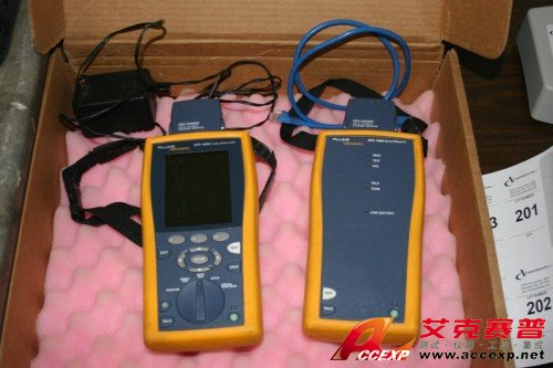 FLUKE DTX-LT 電纜認(rèn)證分析測(cè)試儀